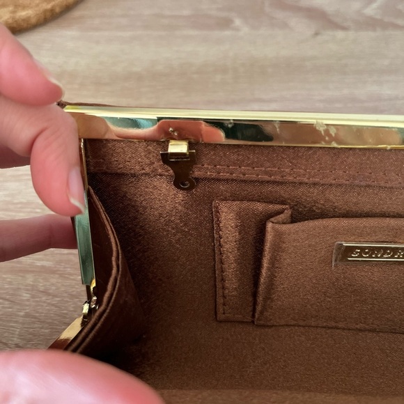 Sondra Roberts Sophisticated Crochet Jewel Beaded Rich Bronze Evening Clutch - Picture 9 of 15